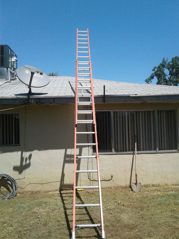 Ladder 32 feet for Sale in Fresno, CA OfferUp