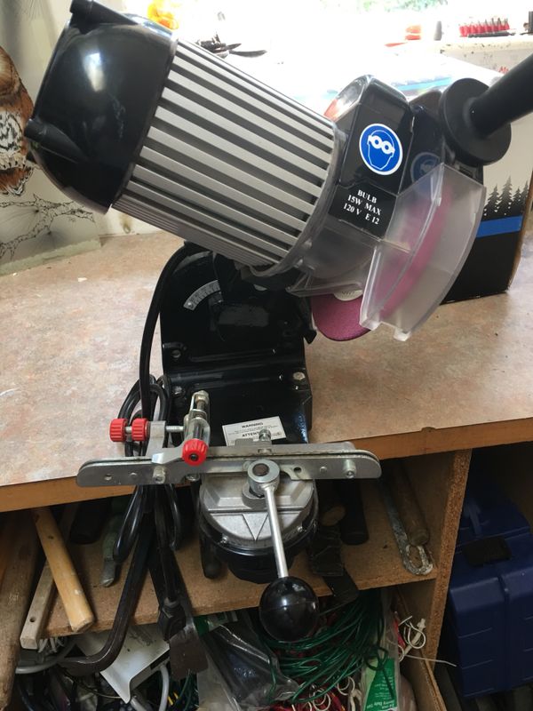 Oregon 511A bench chainsaw sharpener for Sale in Bellingham, WA OfferUp