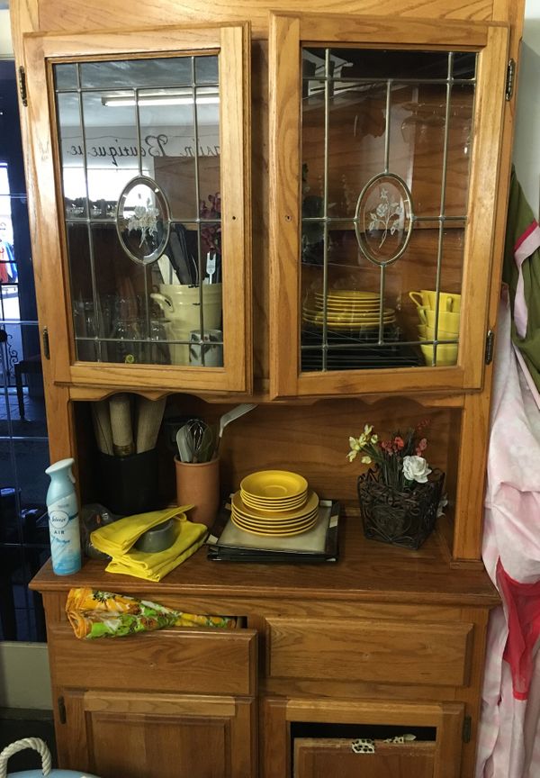 Kitchen hutch for Sale in Fresno, CA - OfferUp