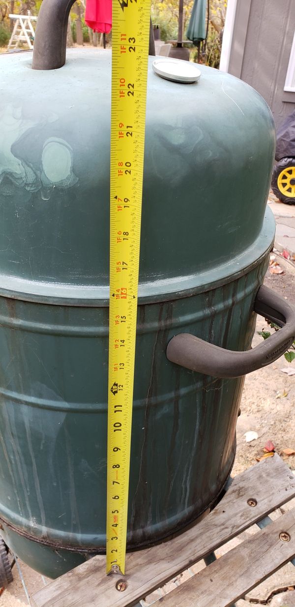 Cabela's /Masterbuilt electric smoker works great for Sale in Shawnee