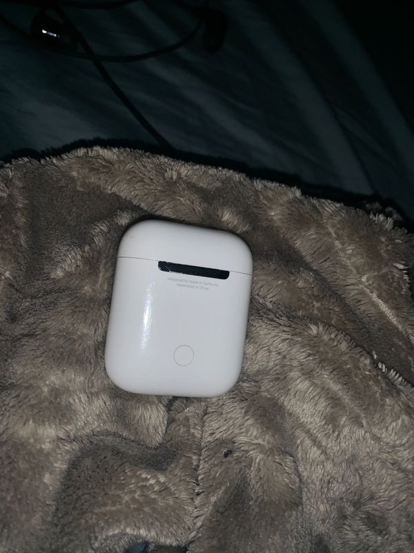 AirPods(authentic) basically brand new for Sale in Renton, WA - OfferUp