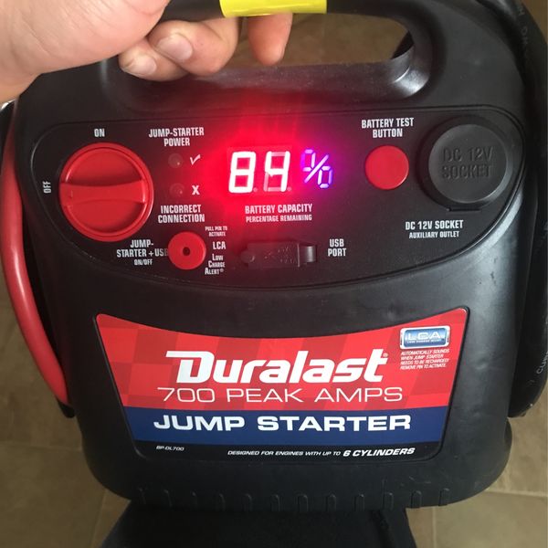 Duralast 700 Peak Amps Jump Starter for Sale in Woodbridge, VA - OfferUp