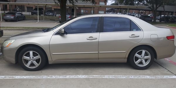 2004 honda accord 4 cylinder for Sale in Carrollton, TX - OfferUp