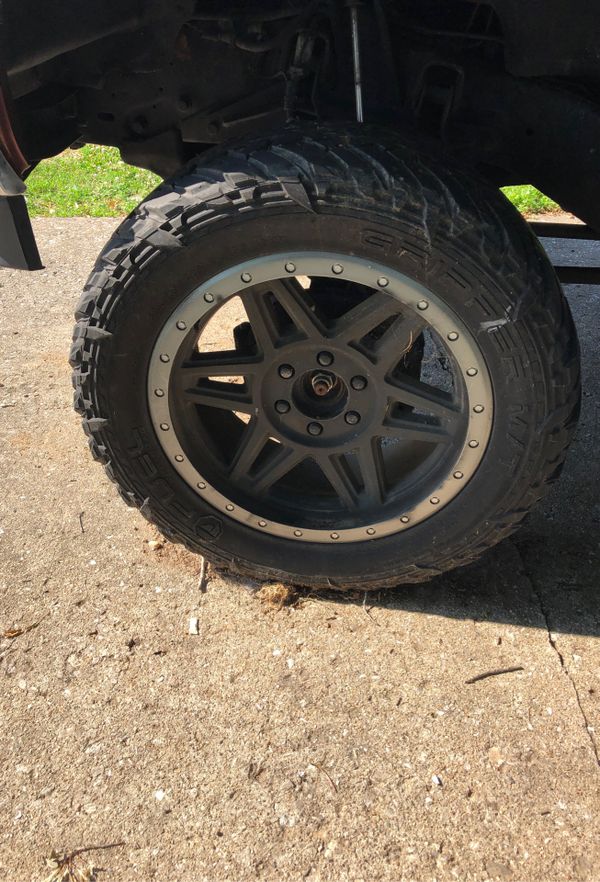 22 inch gear rims with 44 inch tires mud tires asking 400 for Sale in