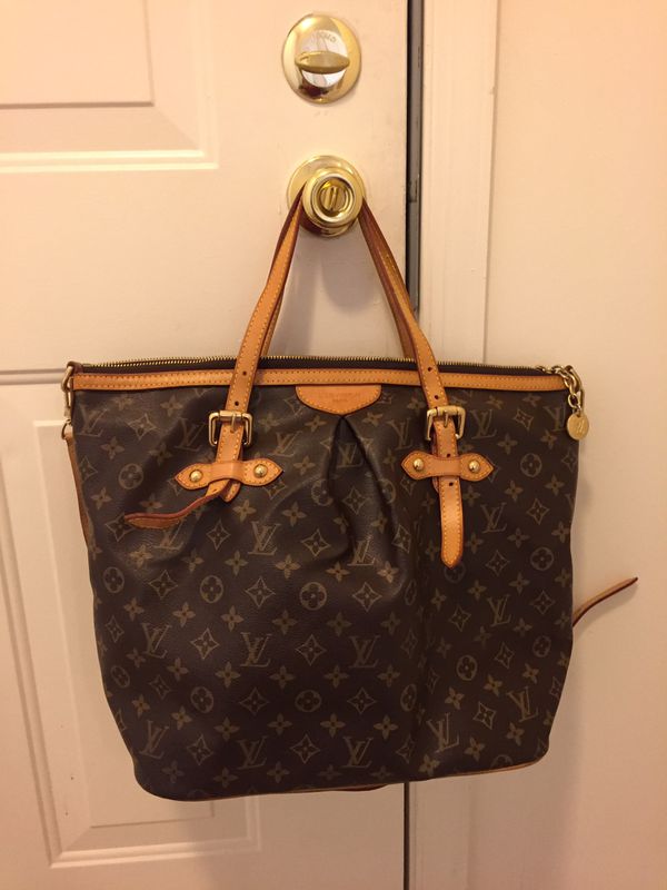 Authentic Louis Vuitton Bag for Sale in Landover, MD - OfferUp