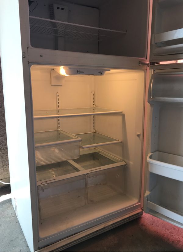 Maytag refrigerator apartment size with ice maker for Sale 