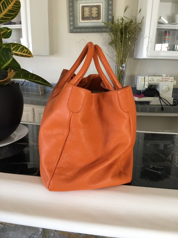 mark and graham elisabetta slouch handbag