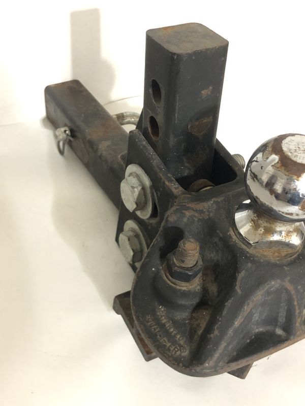 Equalizer AntiSway Hitch w 2 Bars Model 1216 and 14000 Ball RV Hit