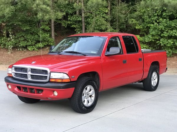 2004 Dodge Dakota V6 Quad Cab 4 Door Exellent Condition for Sale in ...