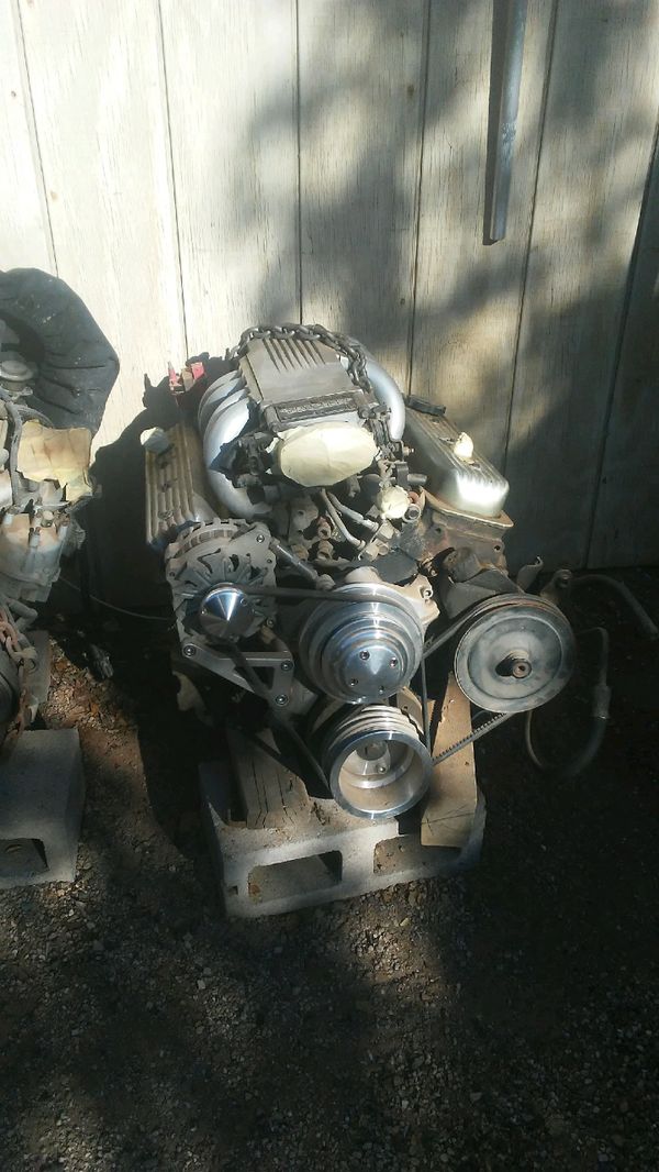 Chevy tpi engine fuel injection 350 for Sale in Mesa, AZ OfferUp