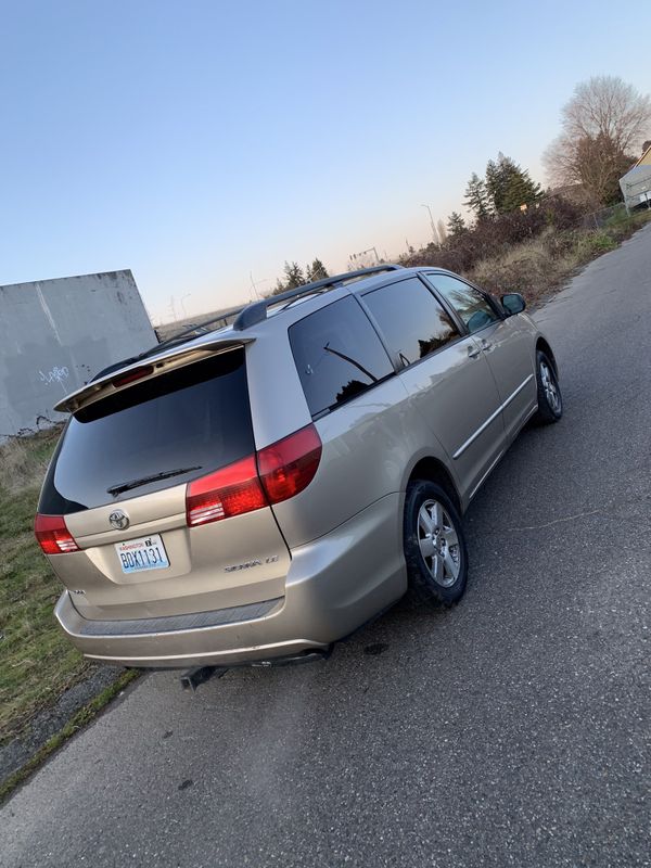 Very Reliable 2005 Toyota Sienna Van! Good Tabs! Tow Package!* for Sale in Tacoma, WA - OfferUp