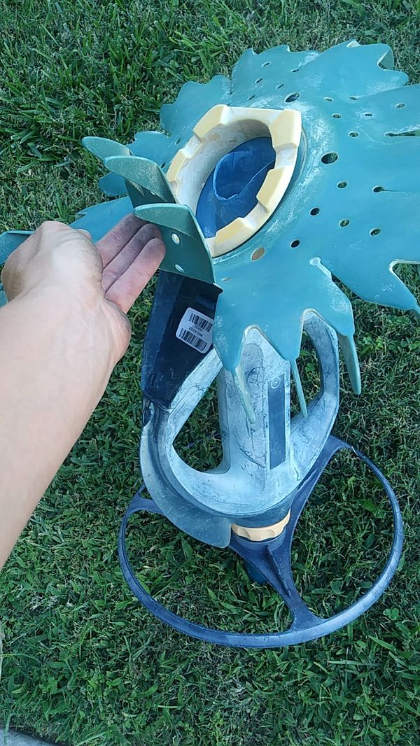 Barracuda Pool creepy crawly for Sale in Victorville, CA OfferUp