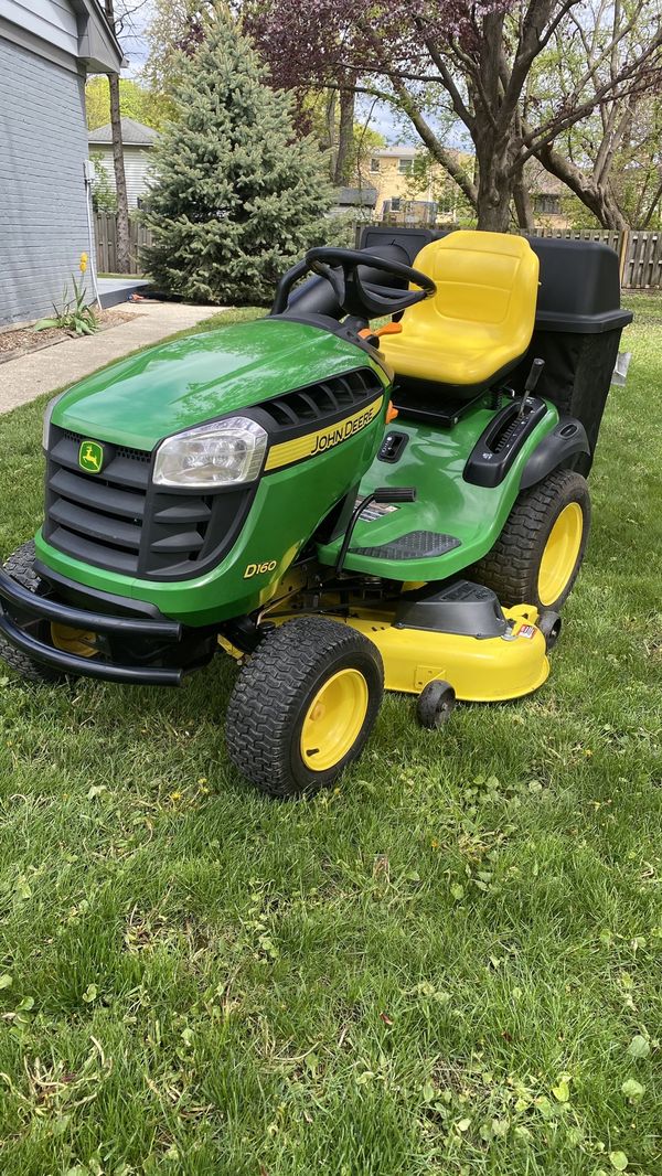 John Deere Riding Lawn Mower Garden Tractor D160, 24HP , 48” deck , Bagger Attachment for Sale