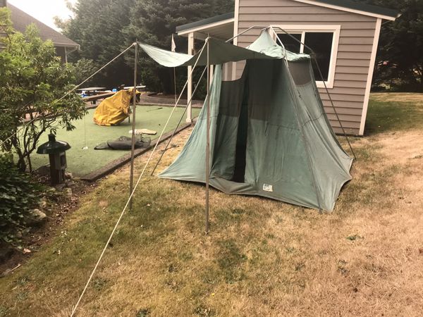 Vintage Wenzel weekender umbrella canvas tent for Sale in Snohomish, WA ...