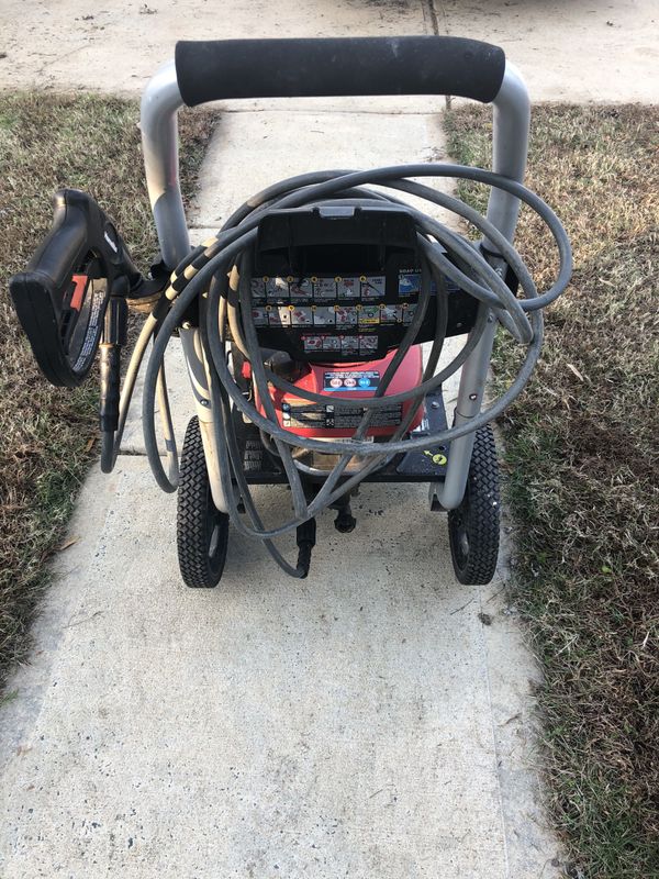 Homelite 2700PSI Honda Gas Pressure Washer for Sale in Huntersville