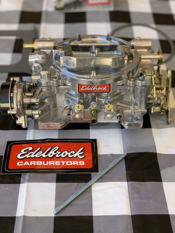 CHEVY 350 Edelbrock Carburetor for Sale in Santa Ana, CA OfferUp