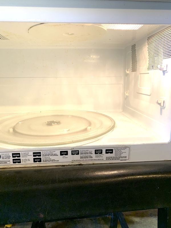 GE Spacemaker XL1800 Microwave Oven 1.8 cu. ft. Clean for Sale in