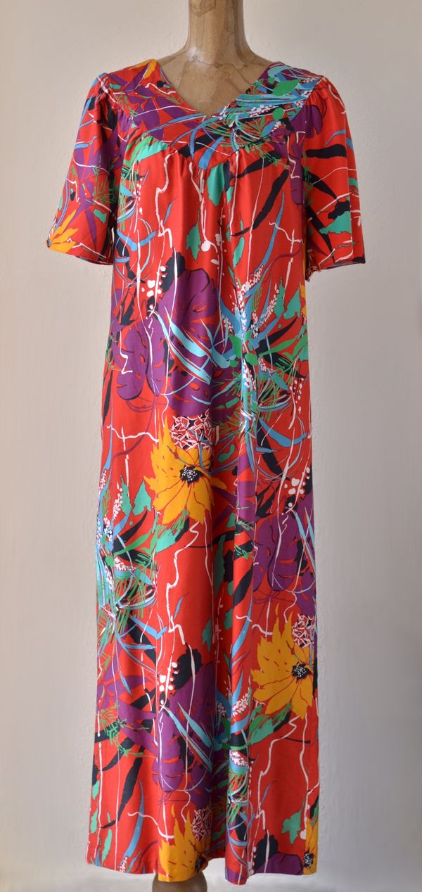 1970's Vintage Hawaiian Maxi Muumuu By Sears, Tropical Red Lounge Patio Dress, Day Dress, House 