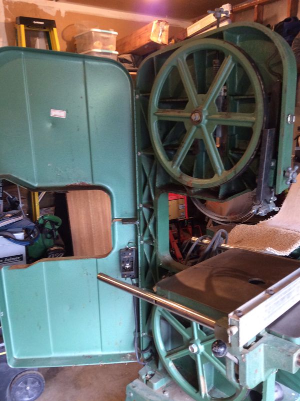 Grizzly 16” Bandsaw for Sale in Federal Way, WA OfferUp