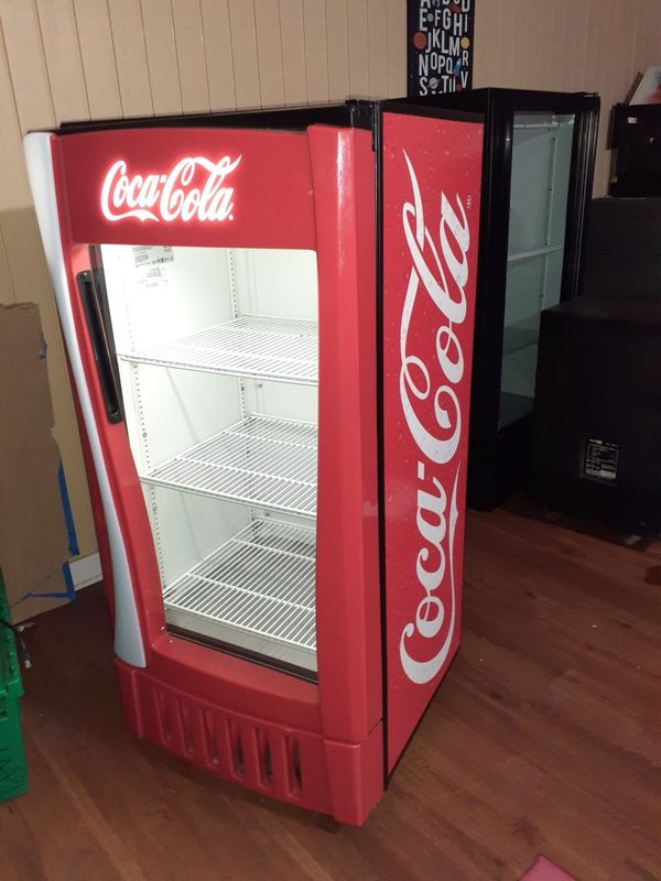 Coca Cola Refrigerator, by TRUE for Sale in Stockton, CA - OfferUp