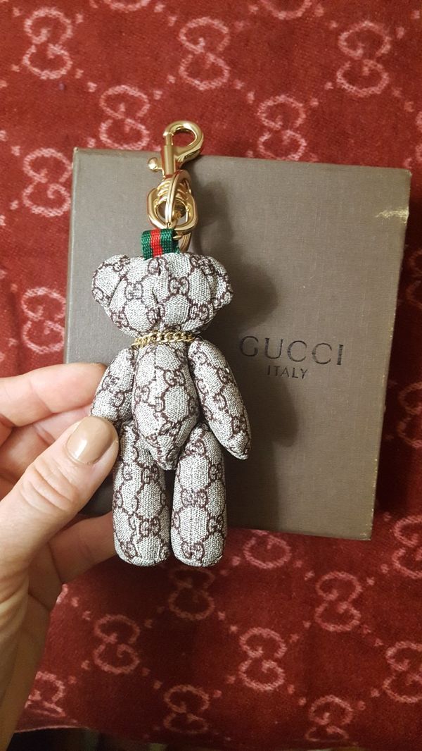 gucci bear keychain