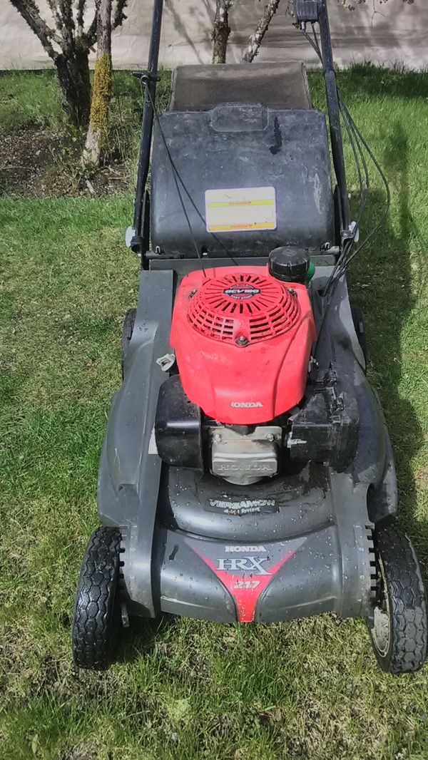 Honda lawn mower HRX 217 for Sale in LEWIS MCCHORD, WA OfferUp