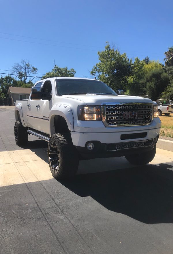 2013 GMC DENALI HD 2500 Diesel 4x4 Duramax 6.6 for Sale in Fair Oaks ...