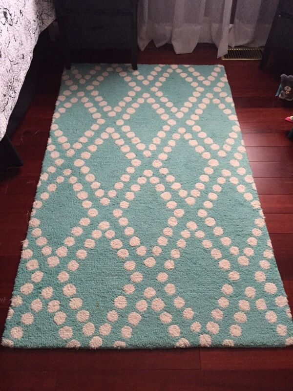 Pottery Barn Kids Rug 3x5 for Sale in Kent, WA OfferUp