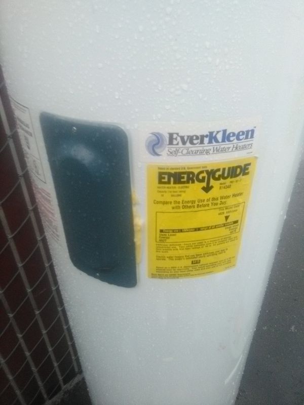 50 gallon everkleen electric hot water heater for Sale in Sumner, WA