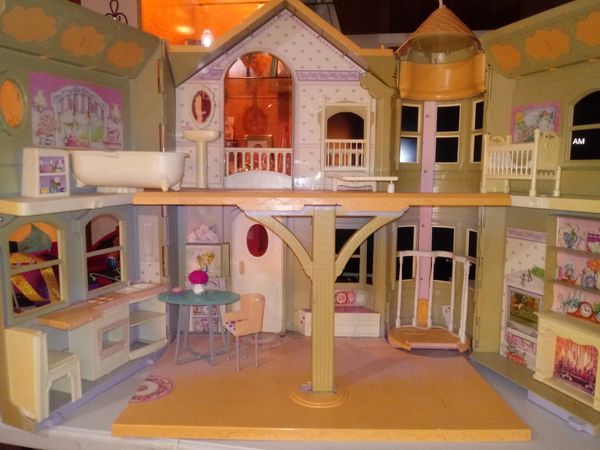 barbie mansion dollhouse with elevator