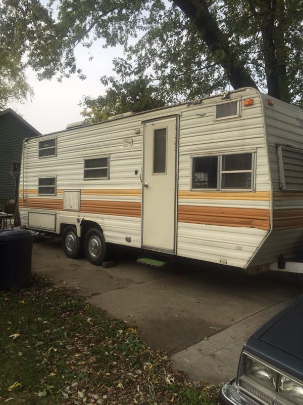 24ft Camper for sale $500 takes it! Must Sell! for Sale in ...