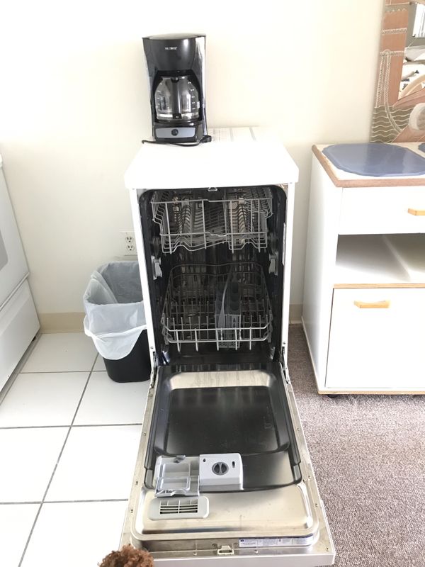 Portable dishwasher sears Kenmore white for Sale in Fort Myers Beach
