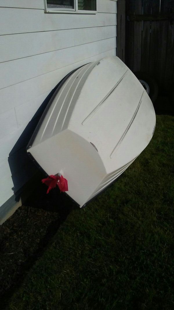 8 foot fiberglass row boat with aluminum oars for Sale in Lake Stevens ...