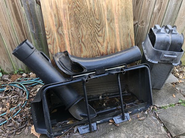 Craftsman riding mower grass catcher assembly for Sale in League City