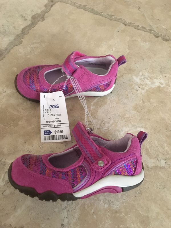 womens mary jane tennis shoes