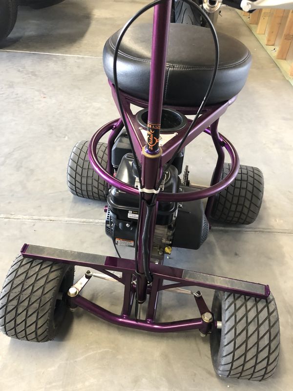 Big chicken bar stool racer for Sale in Phoenix, AZ OfferUp