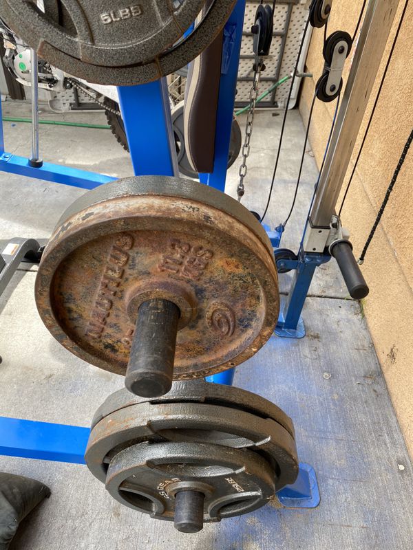 Olympic squat rack with ethos bench for Sale in Los