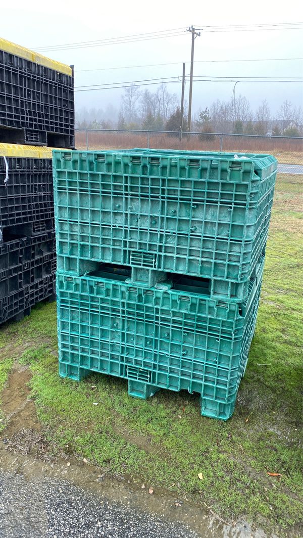 LARGE PLASTIC TOTES for Sale in High Point, NC OfferUp