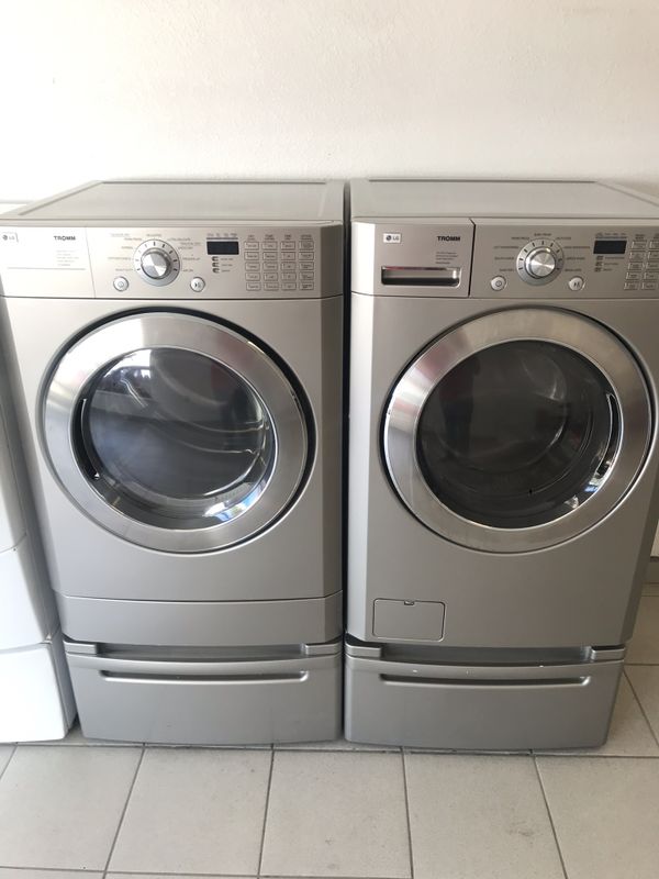 LG Front Load Washer and Gas Dryer set on Pedestals for Sale in San