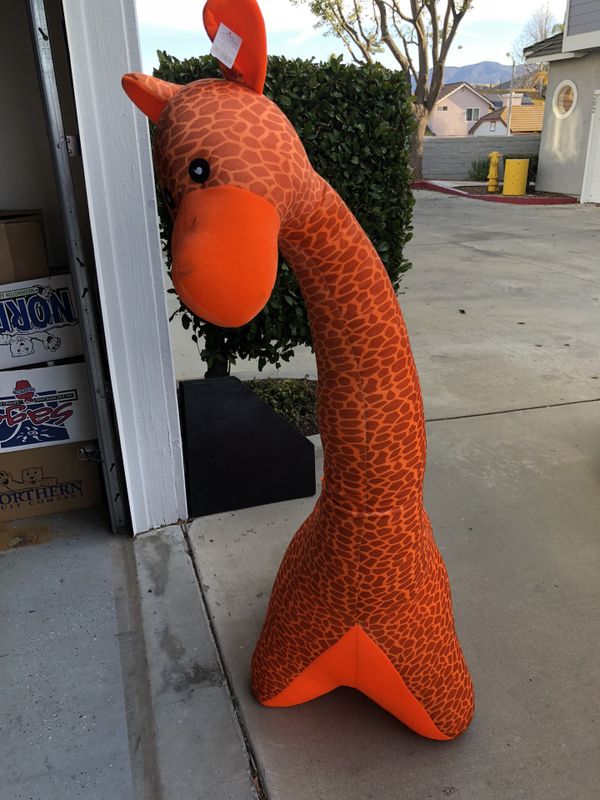 extra large giraffe stuffed animal