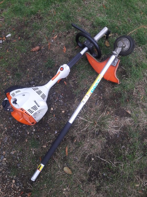 Stihl weed eater in good condition able to accept other attachments