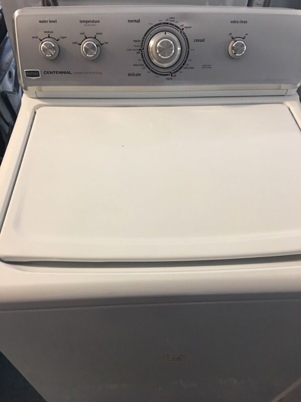Used white Maytag CENTENNIAL washer/dryer set for Sale in Fort Worth