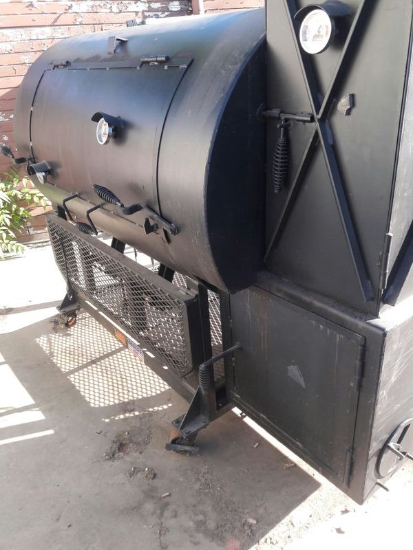 Lang Smoker 84" Fat Boy Deluxe for Sale in Ceres, CA OfferUp