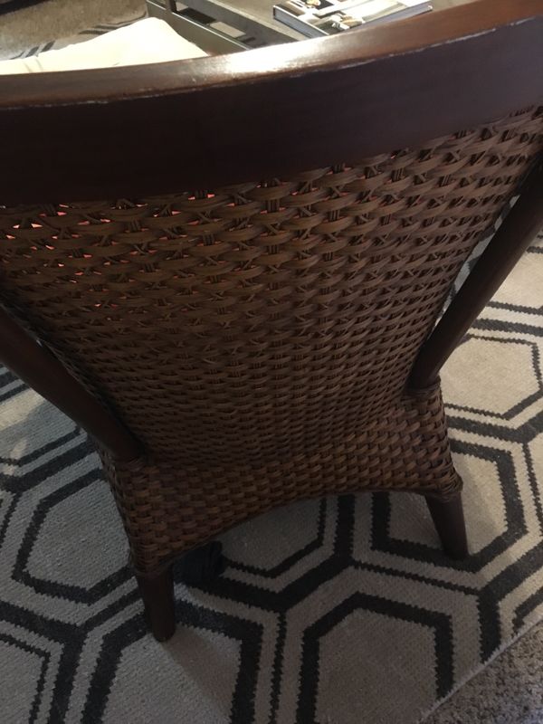 Wicker Pier 1 Import Chair and Ottoman for Sale in Moreno Valley, CA