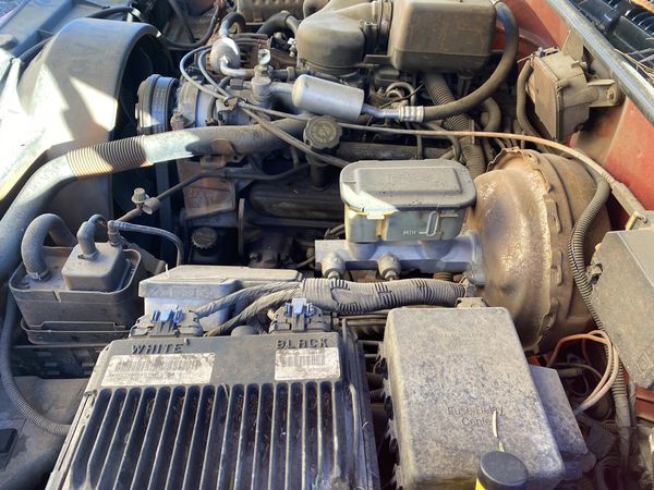 2000 Tahoe z71 NEEDS TRANSMISSION!!!! for Sale in Sun City, AZ - OfferUp