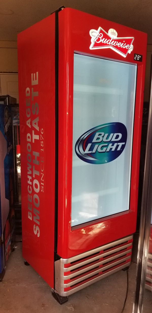 RARE!!!! BUDWEISER MANCAVE FRIDGE REFRIGERATOR W/TV SCREEN for Sale in