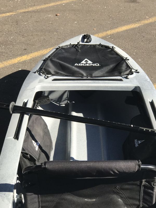 Ascend H10 kayak for Sale in WA OfferUp