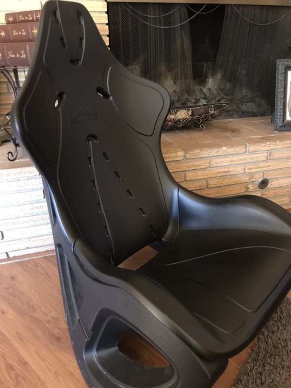 AK ROCKER! Gaming chair for Sale in Fresno, CA OfferUp