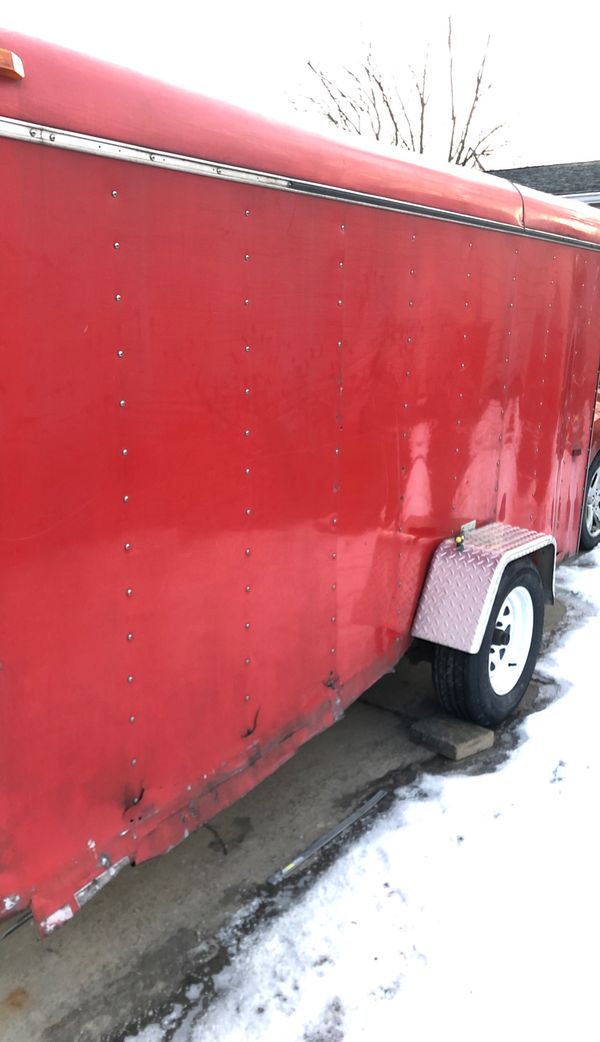 Enclosed utility trailer 6x12 for Sale in Hanover Park, IL Enclosed utility trailer 6x12 for Sale in Hanover Park, IL