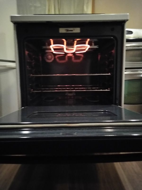GE SPECTRA ELECTRIC RANGE for Sale in New Castle, PA OfferUp
